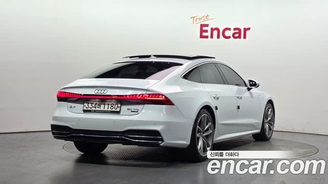 Audi A7 2020 — ფოტო 1/20