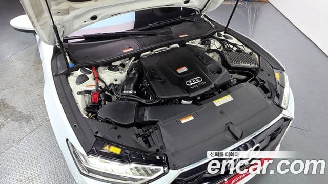 Audi A7 2020 — ფოტო 5/20