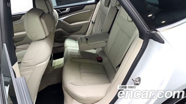 Audi A7 2020 — ფოტო 12/20