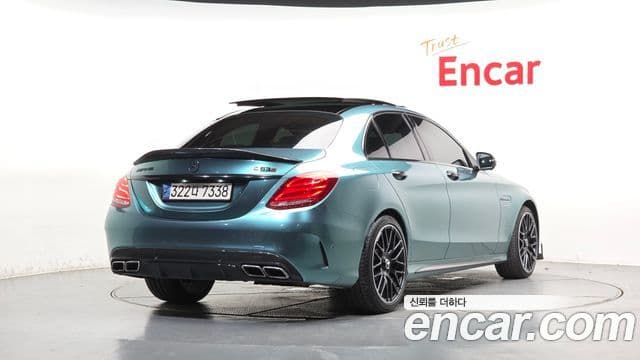 Mercedes-Benz C-Class 2018 — ფოტო 2/20