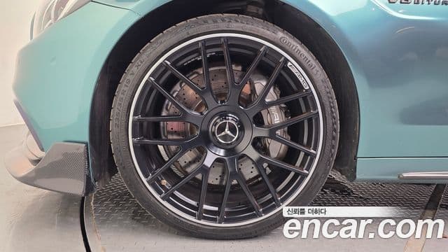 Mercedes-Benz C-Class 2018 — ფოტო 5/20
