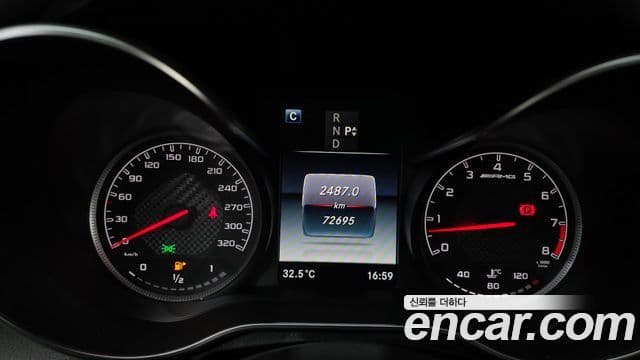 Mercedes-Benz C-Class 2018 — ფოტო 8/20