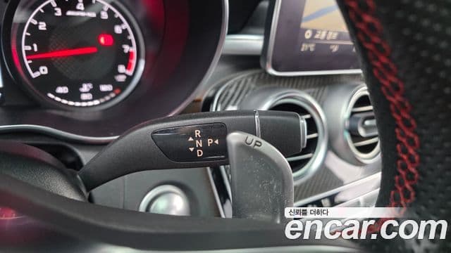 Mercedes-Benz C-Class 2018 — ფოტო 9/20