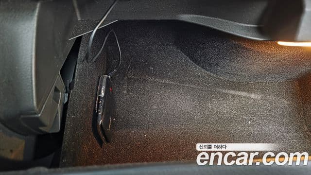 Mercedes-Benz C-Class 2018 — ფოტო 18/20