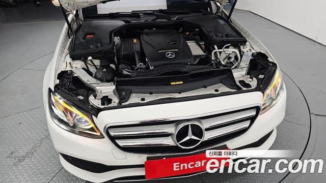 Mercedes-Benz E-Class 2018 — ფოტო 6/20