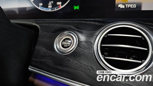 Mercedes-Benz E-Class 2018 — Şəkil 10/35