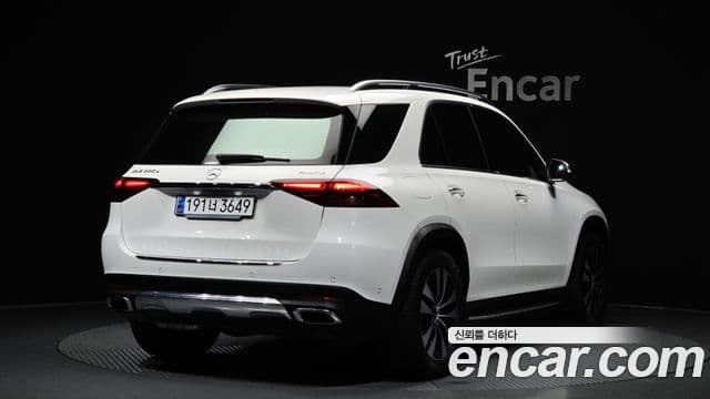 Mercedes-Benz GLE-Class 2024 — Şəkil 2/20
