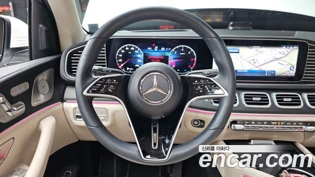 Mercedes-Benz GLE-Class 2024 — Şəkil 13/20