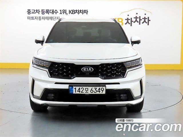 Kia Sorento 2021 — Фото 1/20
