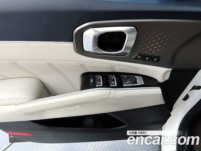Kia Sorento 2021 — Фото 11/20