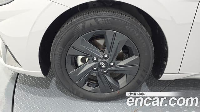 Hyundai Avante 2022 — ფოტო 5/20