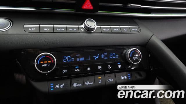 Hyundai Avante 2022 — ფოტო 18/20