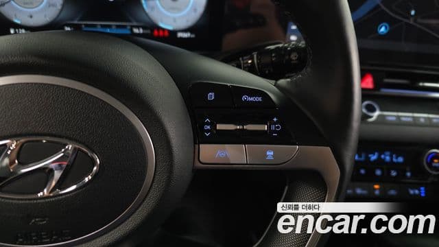 Hyundai Avante 2022 — ფოტო 18/20