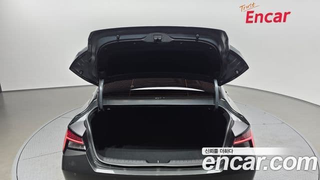 Hyundai Avante 2022 — ფოტო 20/20