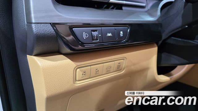 Kia Carnival 2023 — Фото 12/20