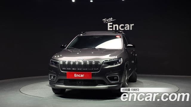 Jeep Cherokee 2022 — ფოტო 3/20