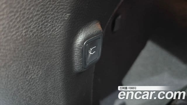 Jeep Cherokee 2022 — Photo 25/33
