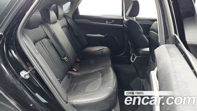 Kia K5 2023 — ფოტო 11/20