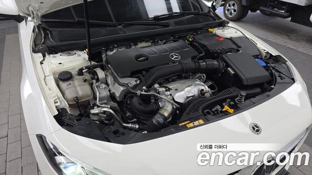 Mercedes-Benz A-Class 2021 — ფოტო 6/20