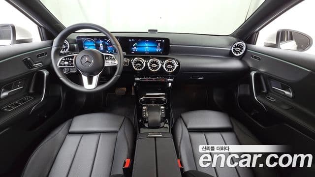 Mercedes-Benz A-Class 2021 — ფოტო 7/20