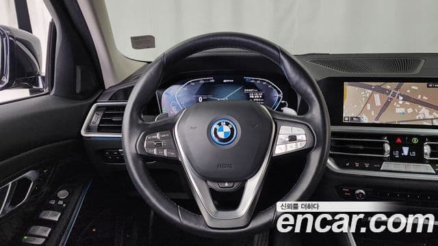 BMW 3 Series 2022 — Şəkil 13/20