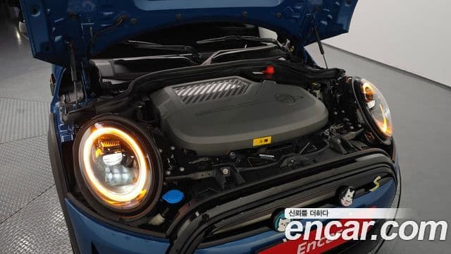 Mini Cooper Electric 2022 — ფოტო 11/30