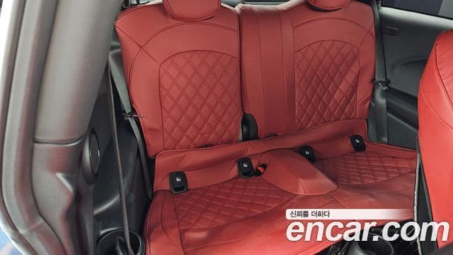 Mini Cooper Electric 2022 — ფოტო 3/30