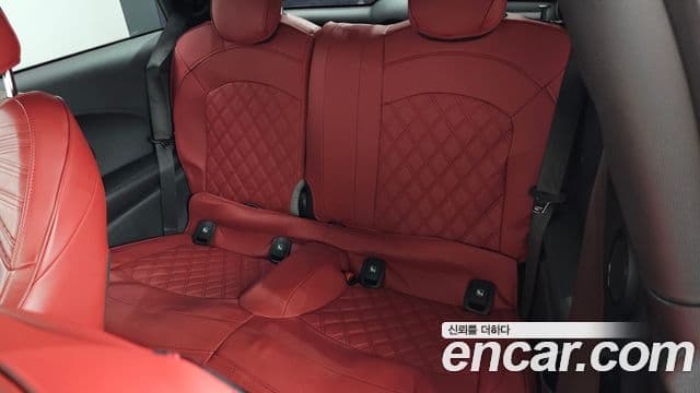Mini Cooper Electric 2022 — ფოტო 5/30
