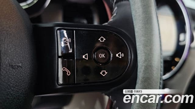Mini Cooper Electric 2022 — ფოტო 4/30