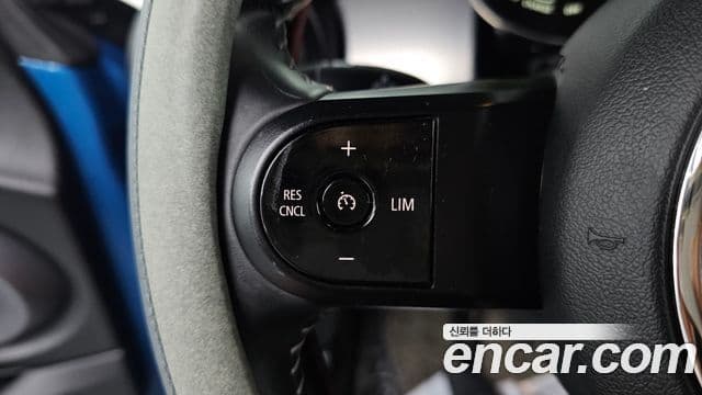 Mini Cooper Electric 2022 — ფოტო 17/30