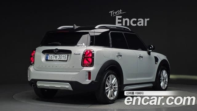 Mini Cooper Countryman 2023 — ფოტო 1/20