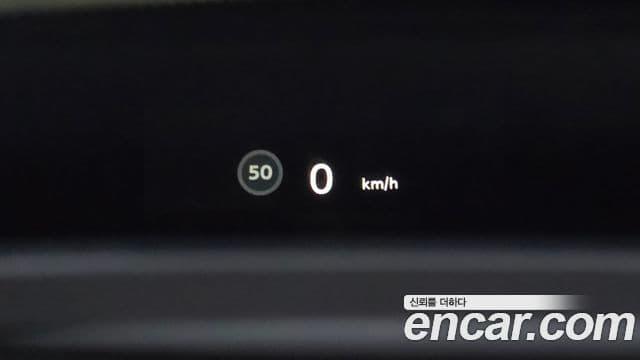 Mini Cooper Countryman 2023 — ფოტო 19/20
