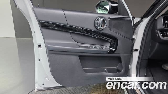 Mini Cooper Countryman 2023 — Photo 20/32