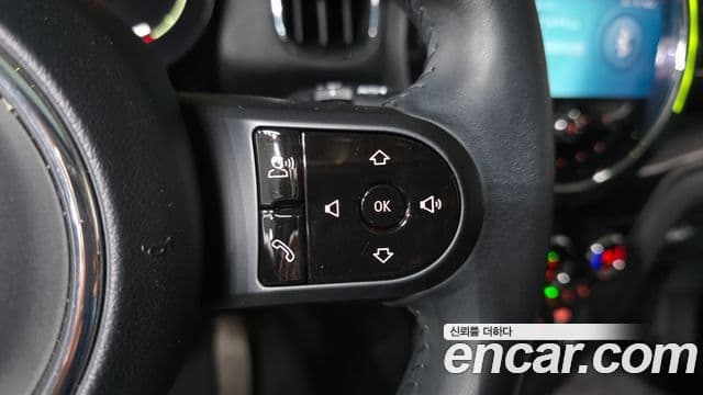 Mini Cooper Countryman 2023 — Photo 19/32