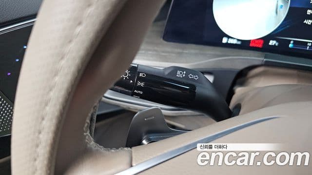 Kia K8 2023 — ფოტო 17/20