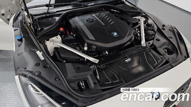 BMW Z4 2023 — Photo 8/20