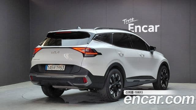Kia Sportage 2021 — ფოტო 2/20