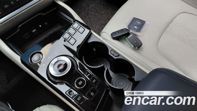 Kia Sportage 2021 — ფოტო 9/20
