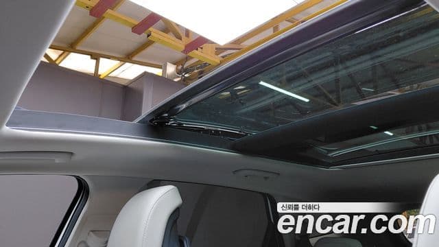 Kia Sportage 2021 — ფოტო 15/20