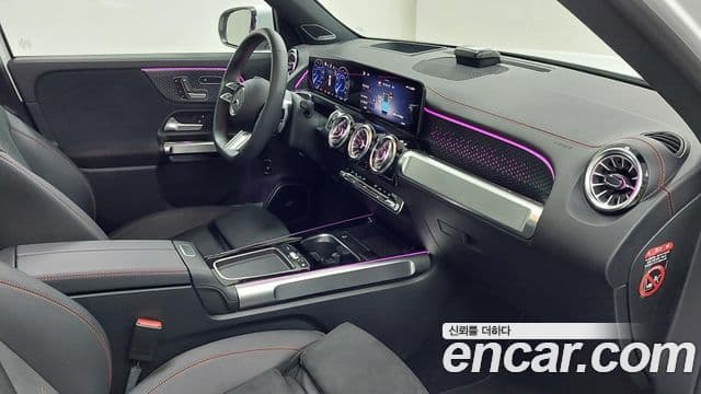 Mercedes-Benz EQB 2025 — ფოტო 18/20