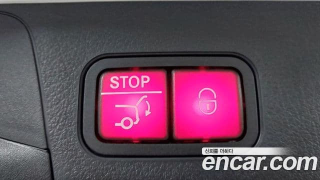 Mercedes-Benz EQB 2025 — ფოტო 10/20