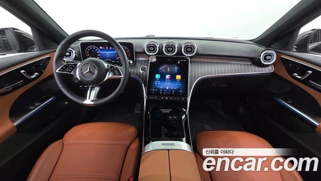 Mercedes-Benz C-Class 2025 — ფოტო 7/20