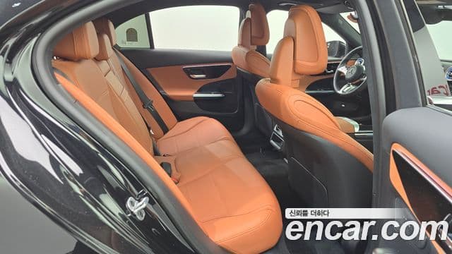 Mercedes-Benz C-Class 2025 — ფოტო 20/20