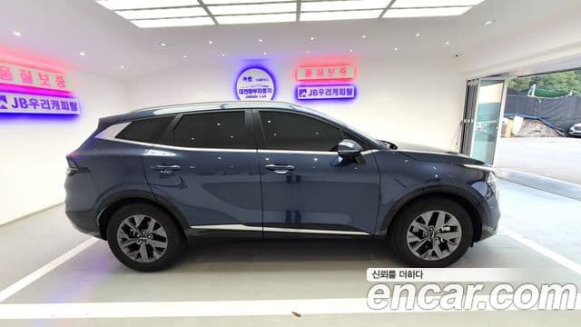 Kia Sportage 2023 — Фото 7/20