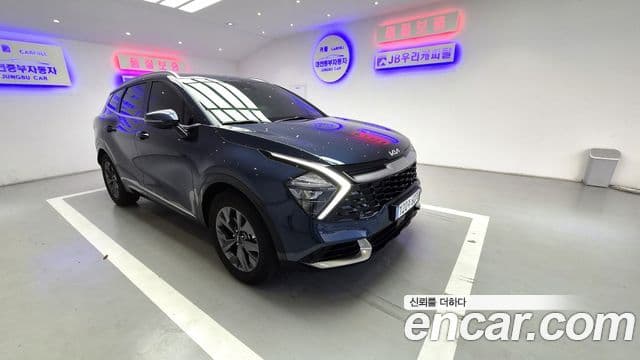 Kia Sportage 2023 — Фото 8/20