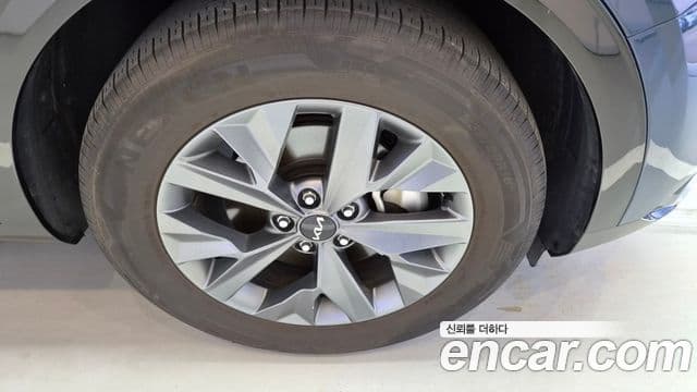 Kia Sportage 2023 — Фото 14/20