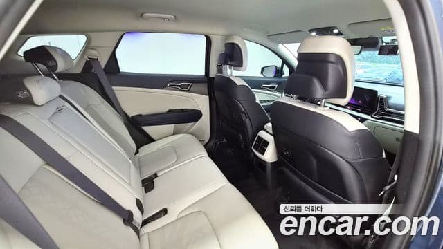 Kia Sportage 2023 — Фото 16/20
