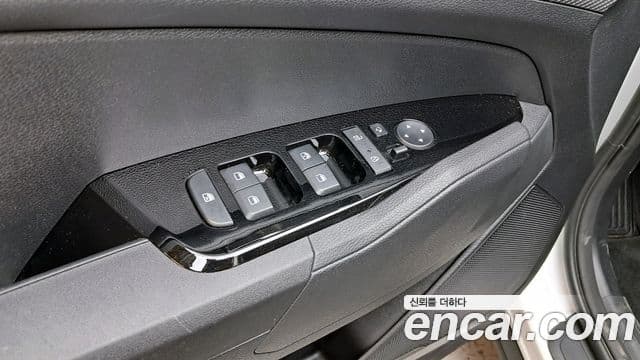 Kia Sportage 2024 — Фото 16/20