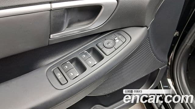 Hyundai Sonata 2021 — ფოტო 14/20