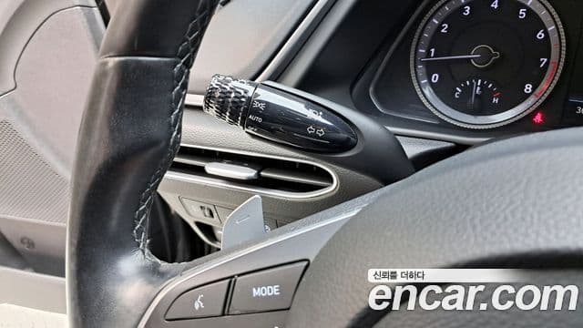 Hyundai Sonata 2021 — ფოტო 17/20